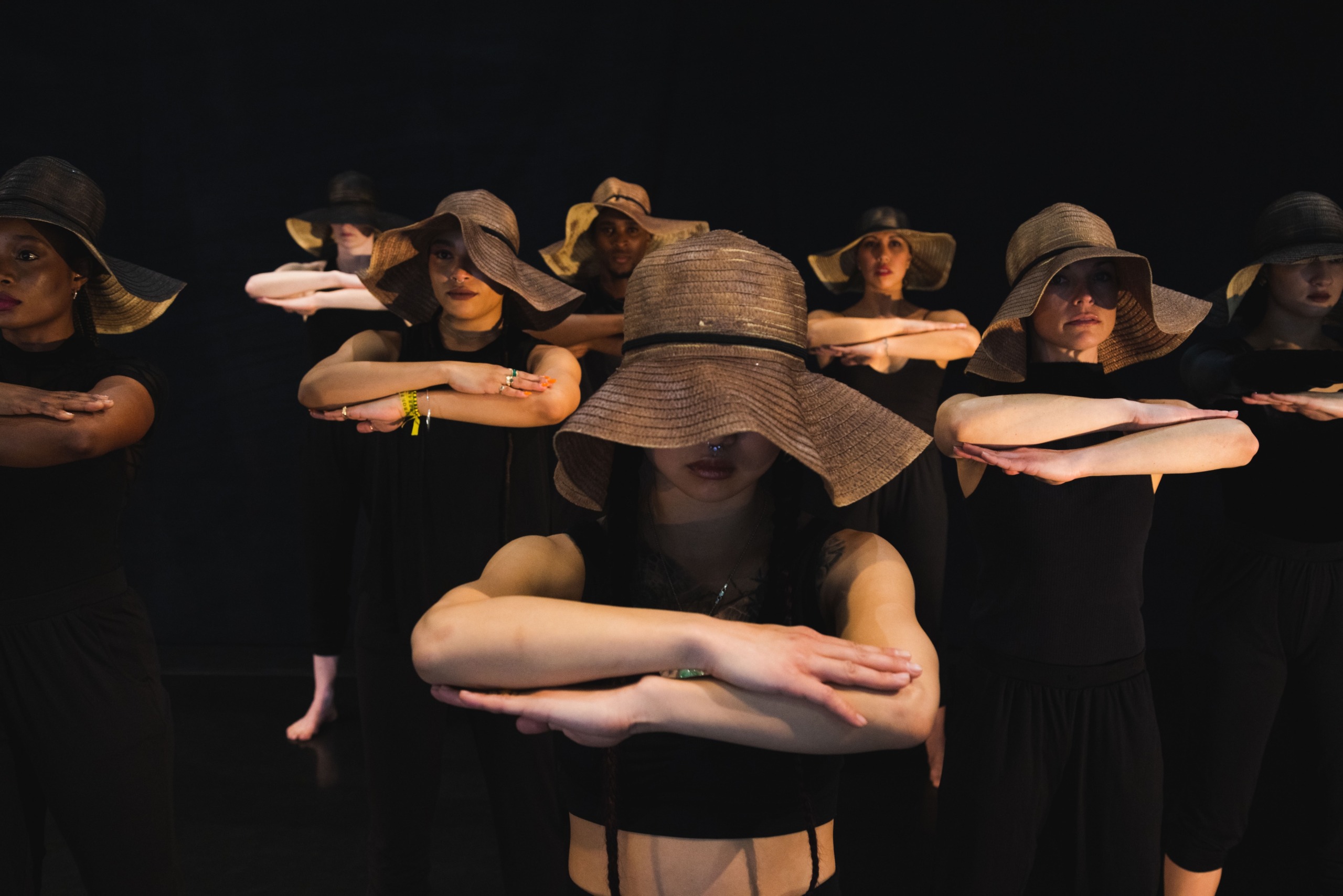 JAE Dance Center - Traka