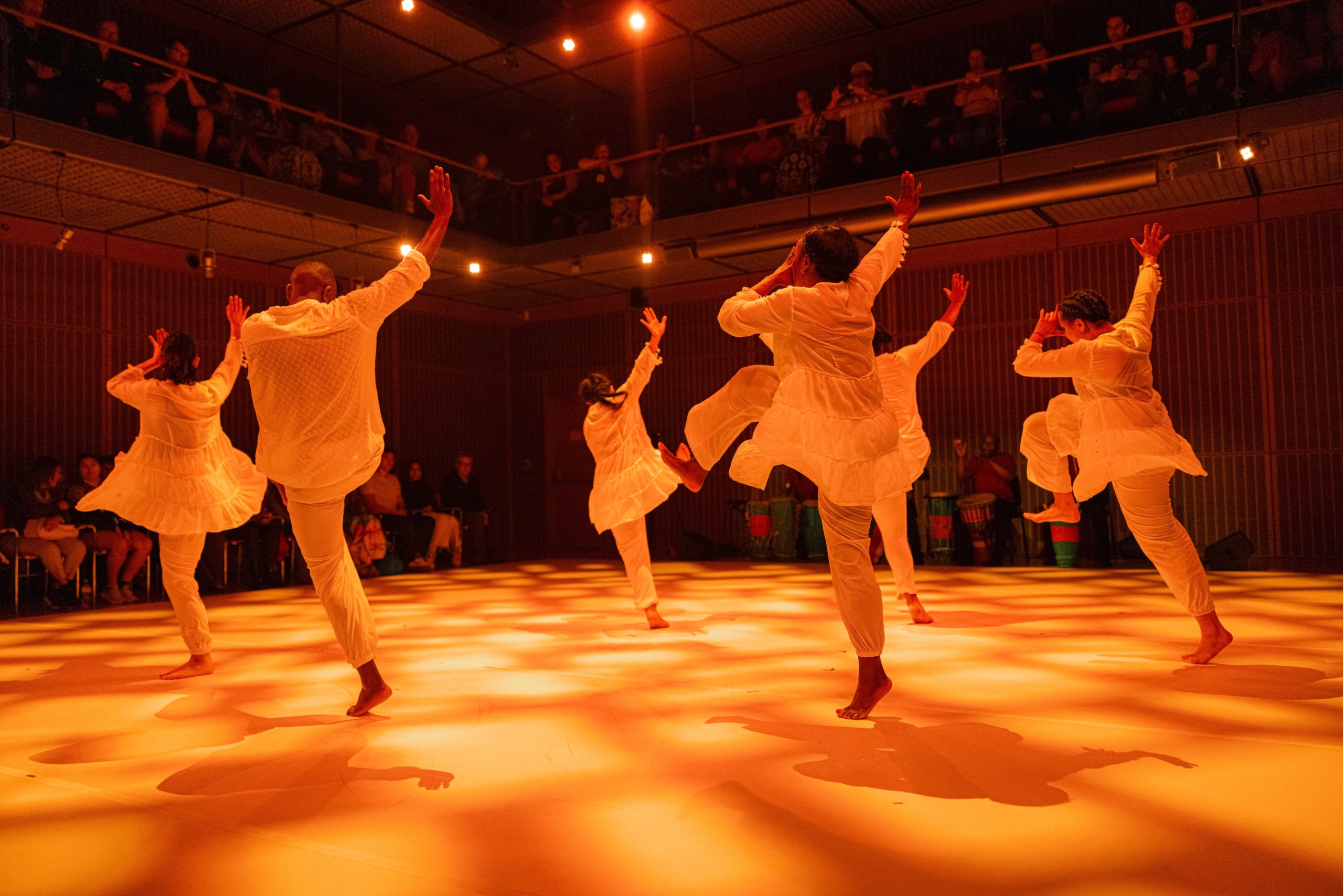 JAE Dance Center - Pouvwa