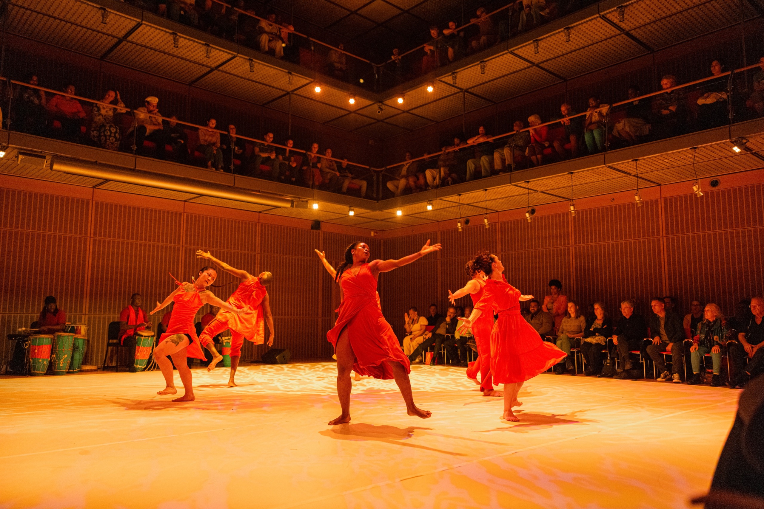JAE Dance Center - Pouvwa